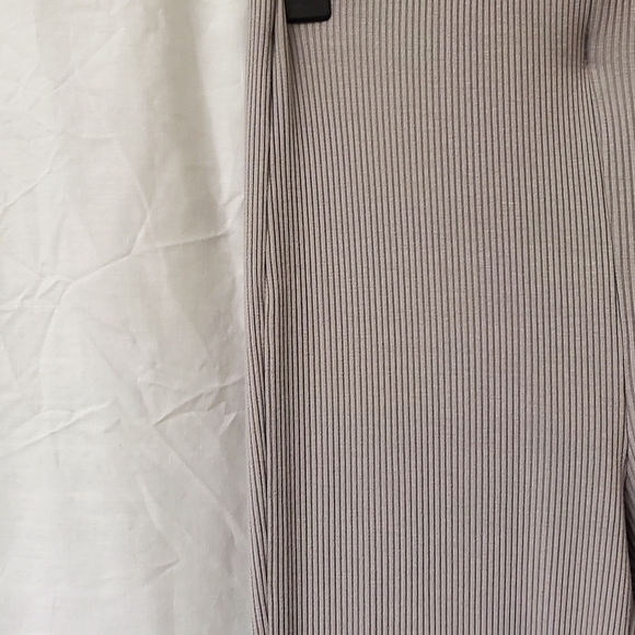 Pants - Picture 2 of 3